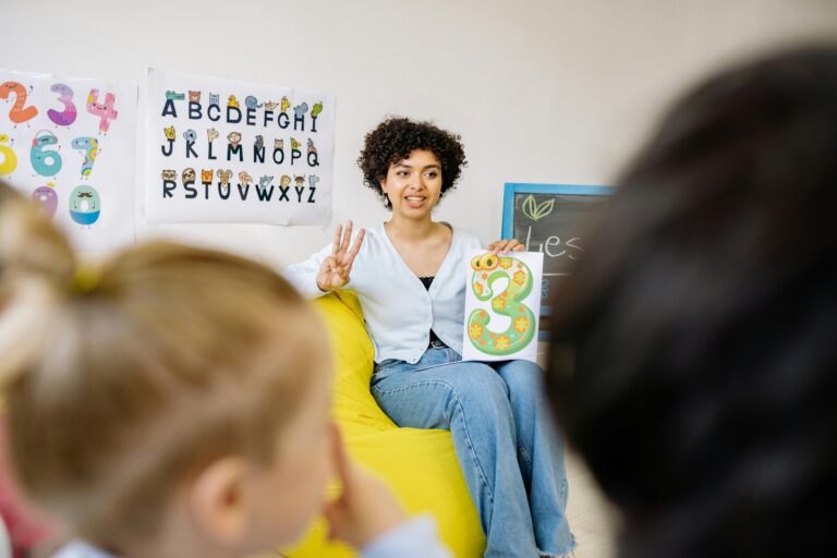 RELOCATE TO UK AND TEACH
